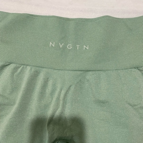NVGTN NV SEAMLESS LEGGINGS - sage green. Never worn! - Picture 2 of 4